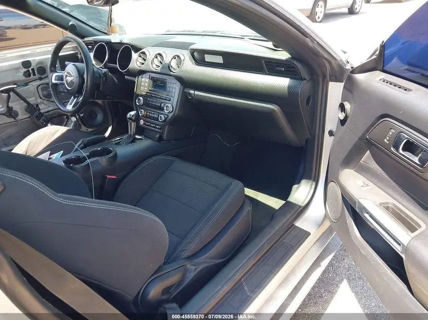 2016 FORD MUSTANG V6