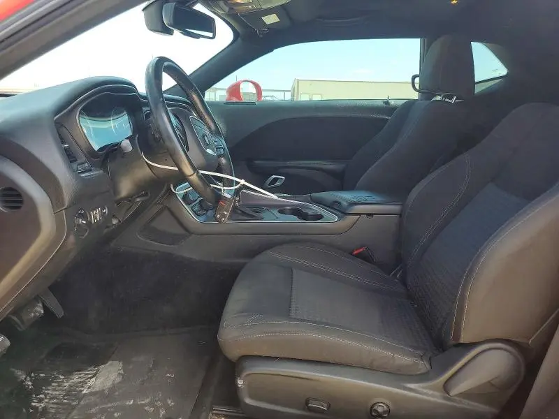 2015 DODGE CHALLENGER SXT  