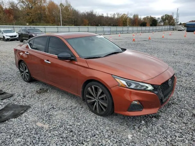 2020 NISSAN ALTIMA SR  