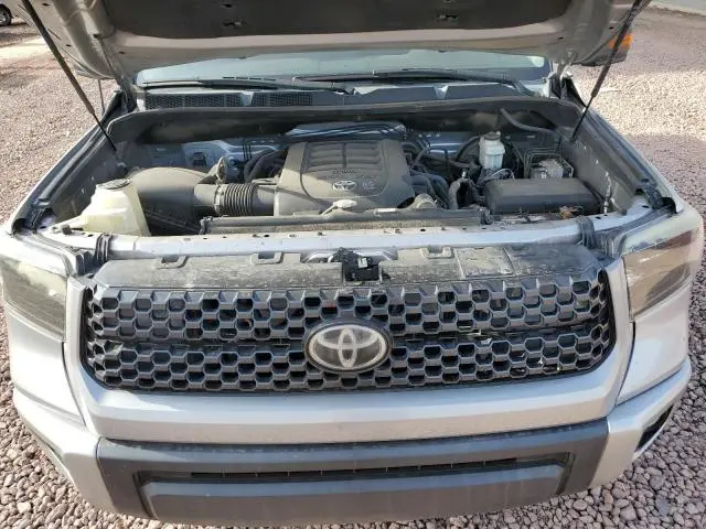 2018 TOYOTA TUNDRA CREWMAX SR5  