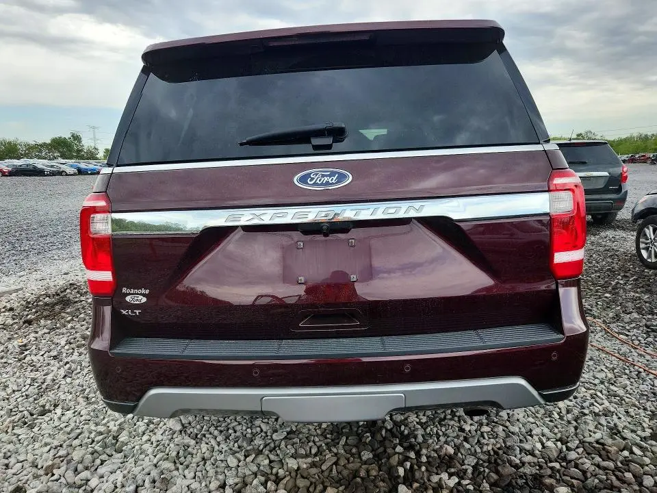 2021 FORD EXPEDITION XLT  