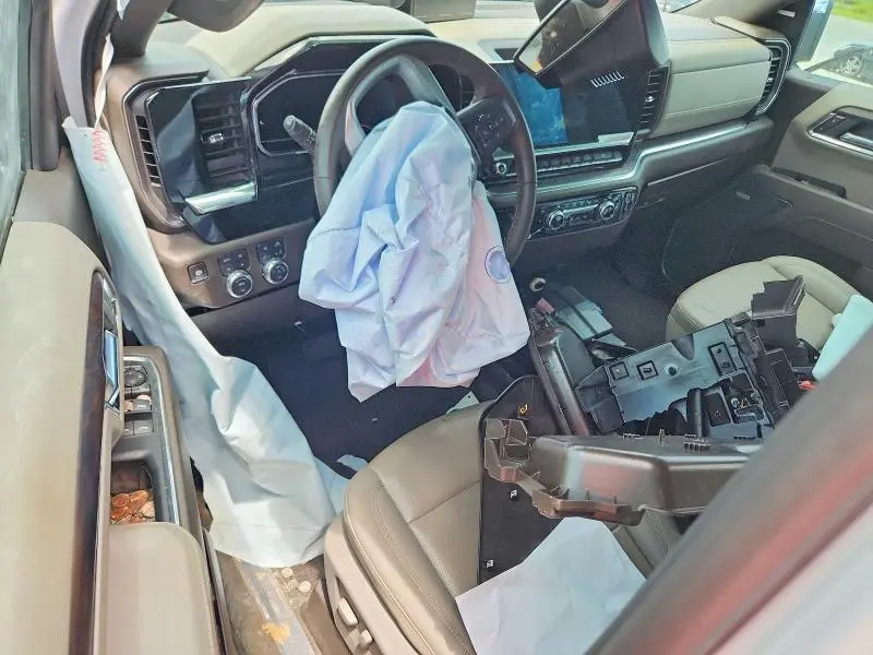 2025 GMC SIERRA K1500 SLT  