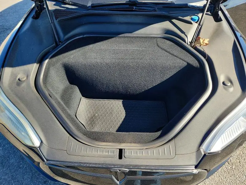 2016 TESLA MODEL S   
