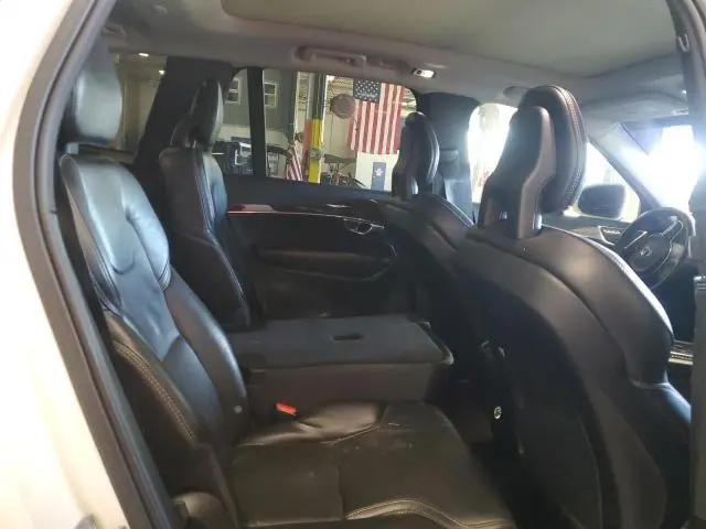 2017 VOLVO XC90 T6