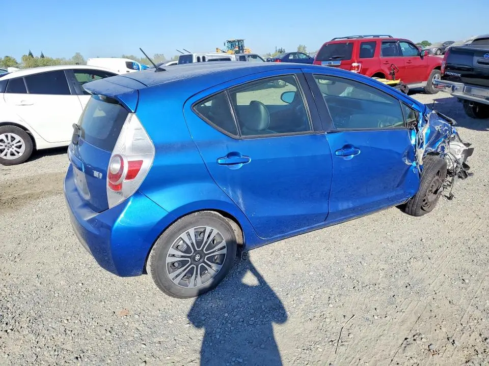 2013 TOYOTA PRIUS C   