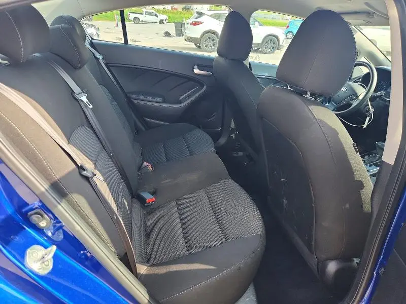 2017 KIA FORTE LX  