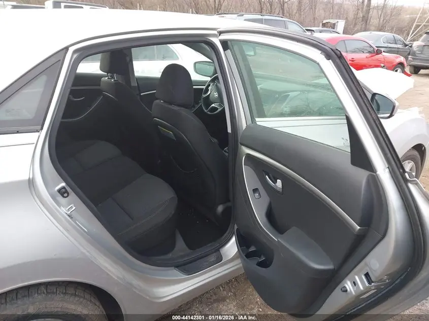 2013 HYUNDAI ELANTRA GT  