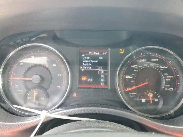 2014 DODGE CHARGER SE  