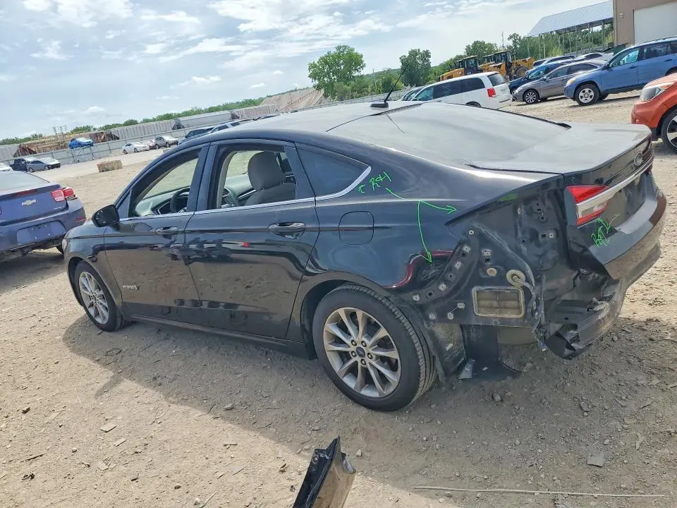 2017 FORD FUSION SE HYBRID  