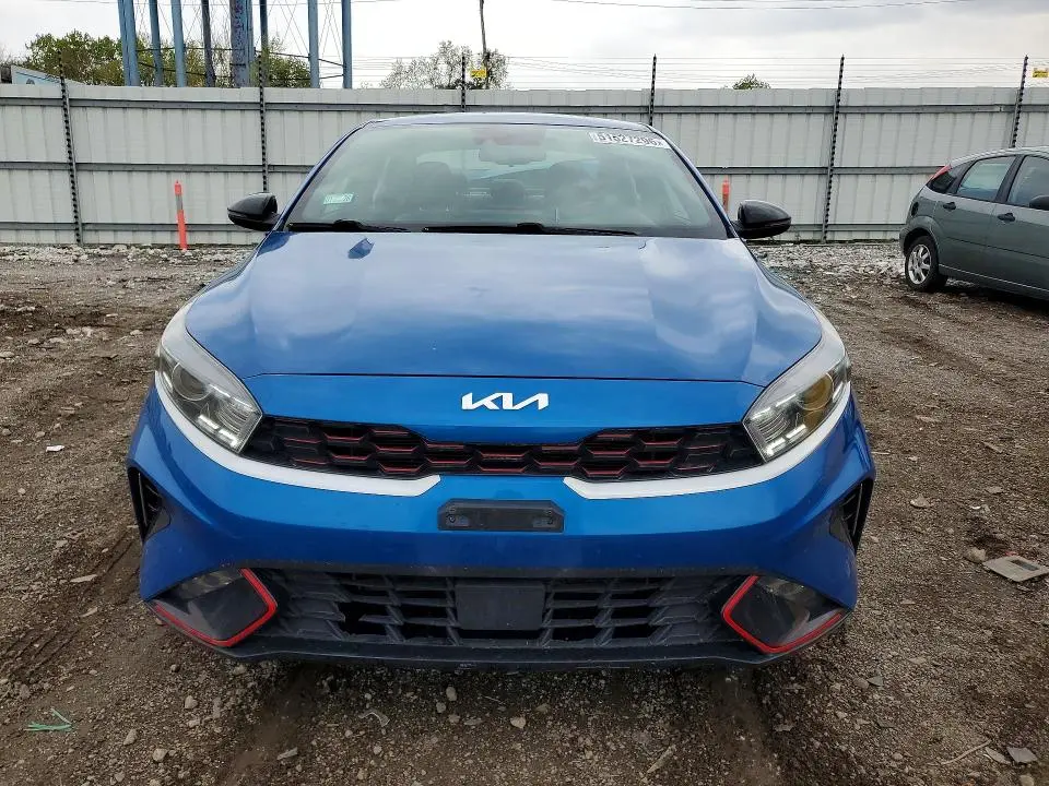 2022 KIA FORTE GT LINE  