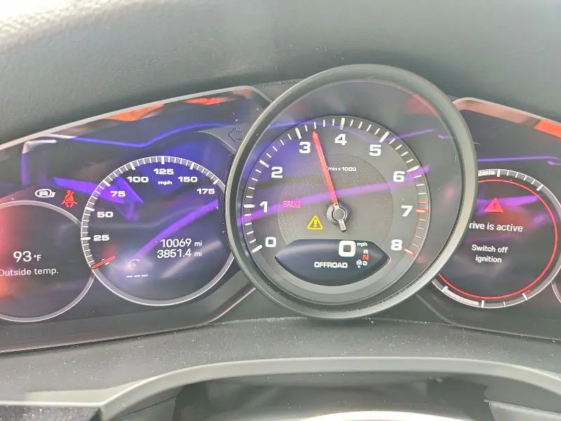 2023 PORSCHE CAYENNE BASE  