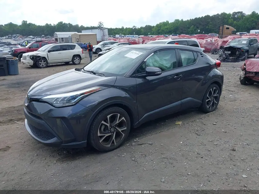 2021 TOYOTA C-HR XLE