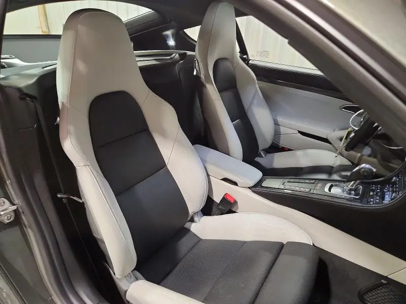 2021 PORSCHE CAYMAN GTS  