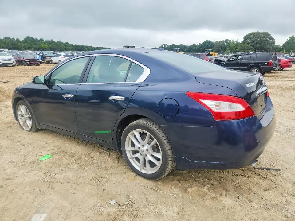 2010 NISSAN MAXIMA 3.5 S  