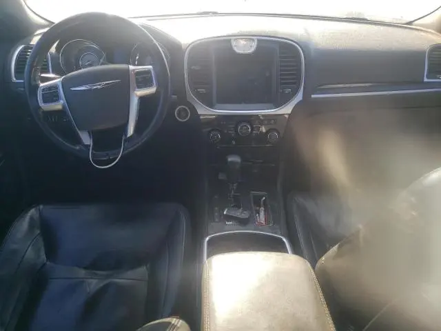 2011 CHRYSLER 300 LIMITED  