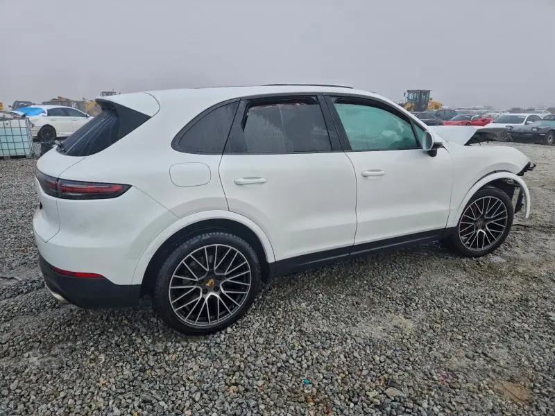 2019 PORSCHE CAYENNE   