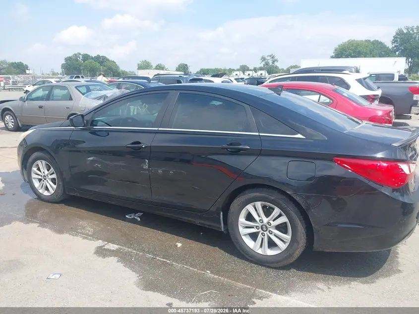 2013 HYUNDAI SONATA GLS