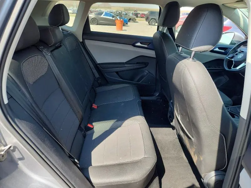 2024 VOLKSWAGEN TAOS SE  