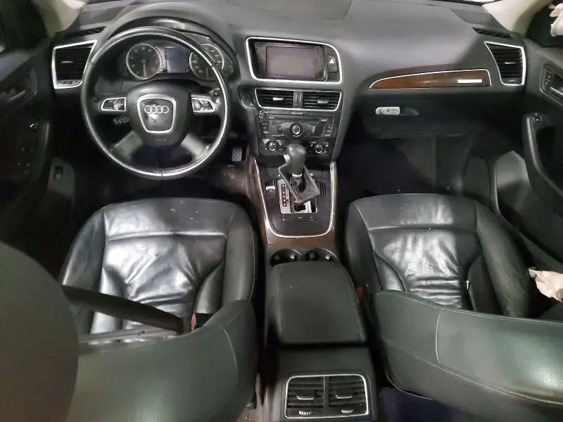 2011 AUDI Q5 PREMIUM  