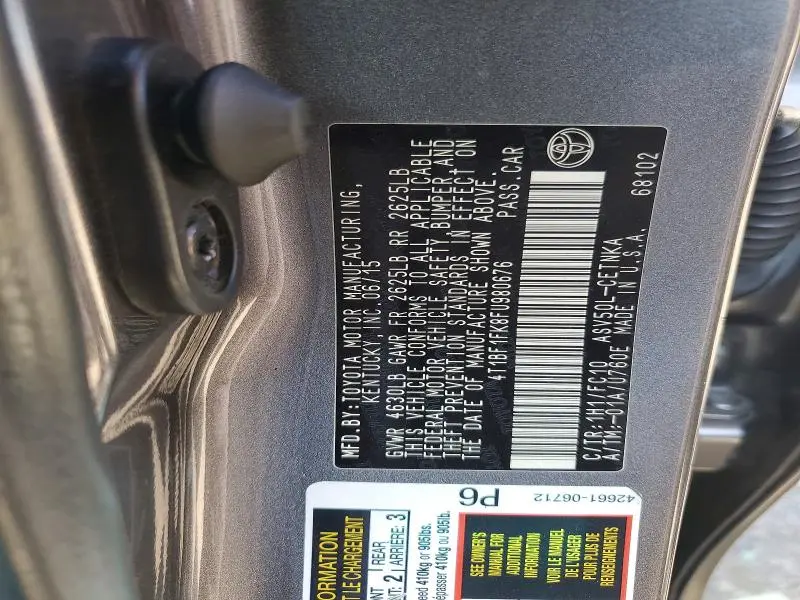 2015 TOYOTA CAMRY LE  