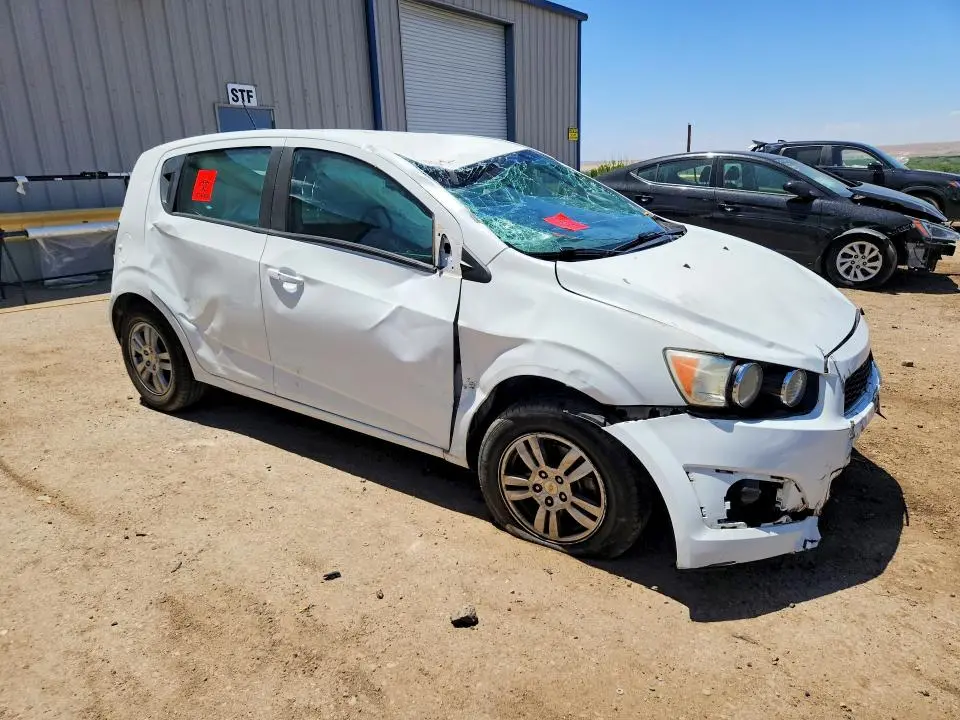 2015 CHEVROLET SONIC LS  