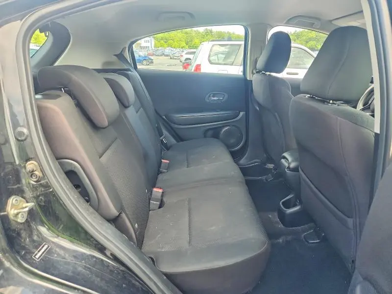 2016 HONDA HR-V LX  