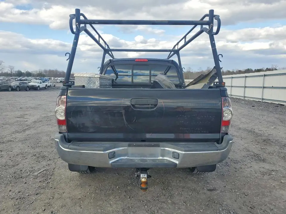 2013 TOYOTA TACOMA PRERUNNER V6  