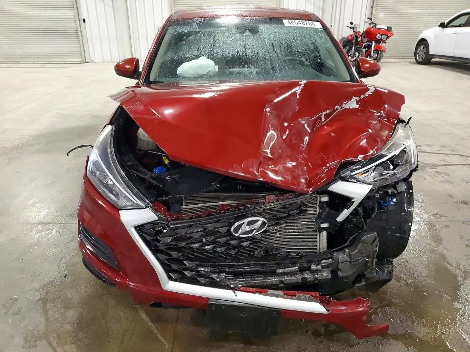 2019 HYUNDAI TUCSON SE  