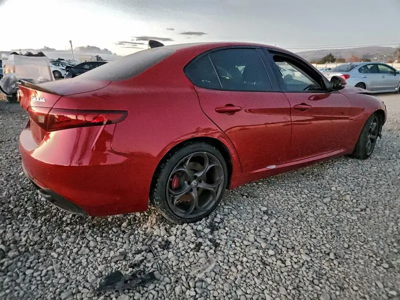 2017 ALFA ROMEO GIULIA TI  
