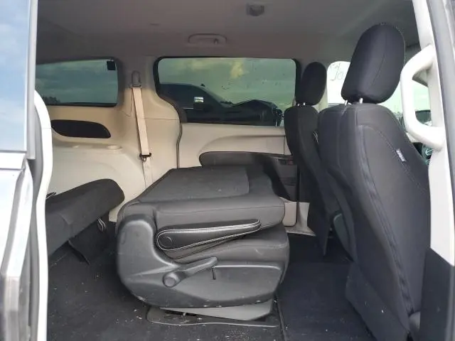 2021 CHRYSLER VOYAGER L  