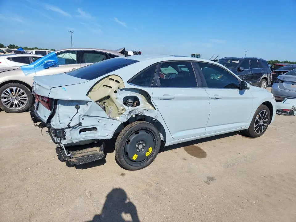 2025 VOLKSWAGEN JETTA SE  