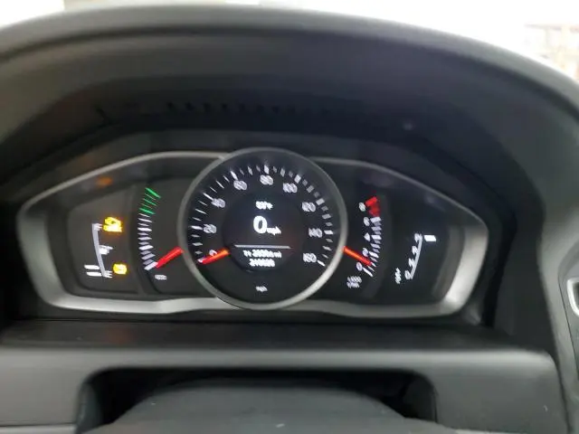 2017 VOLVO XC60 T5 DYNAMIC  