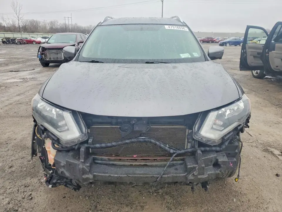 2017 NISSAN ROGUE SV  