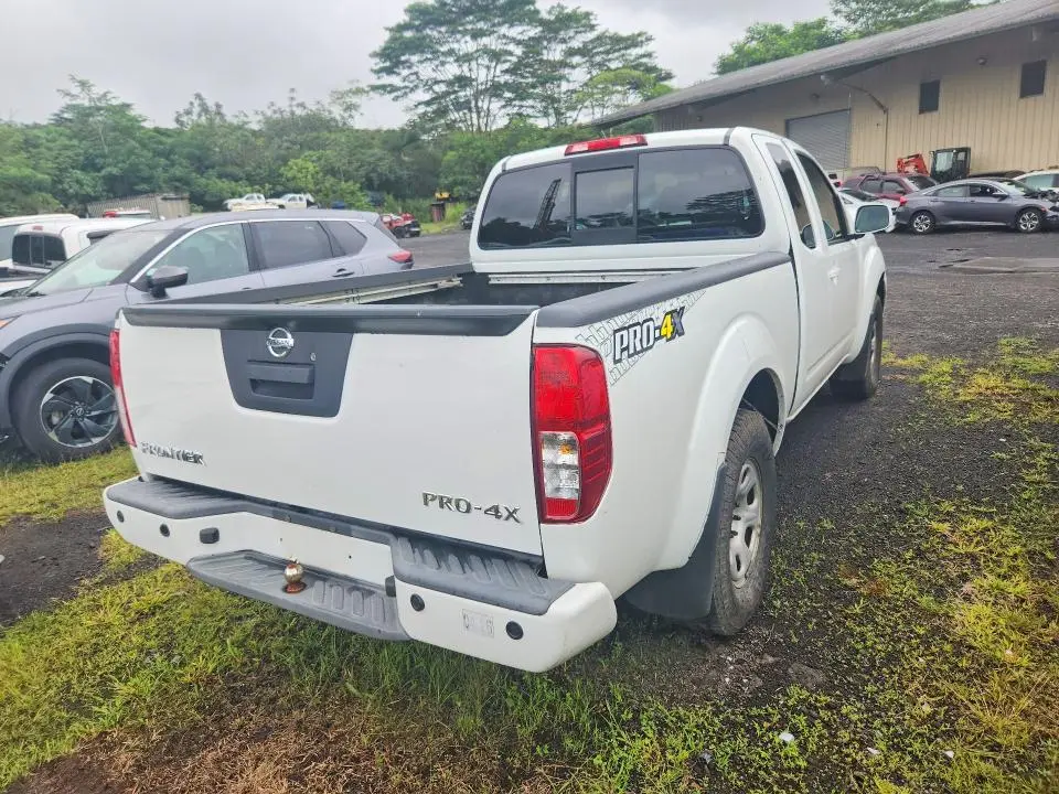 2014 NISSAN FRONTIER PRO-4X  