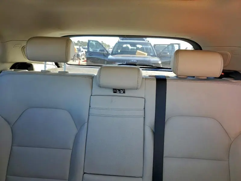 2015 MERCEDES-BENZ GLA 250  