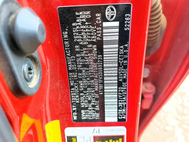 2013 TOYOTA CAMRY SE  