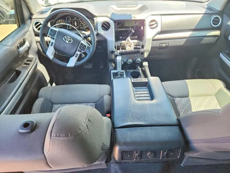 2019 TOYOTA TUNDRA SR5  