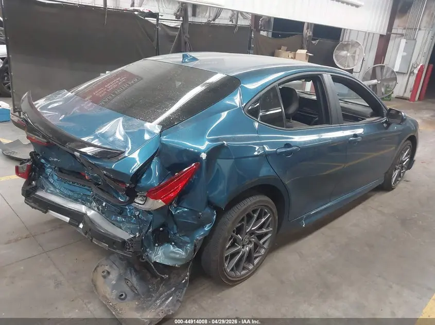 2025 TOYOTA CAMRY XSE