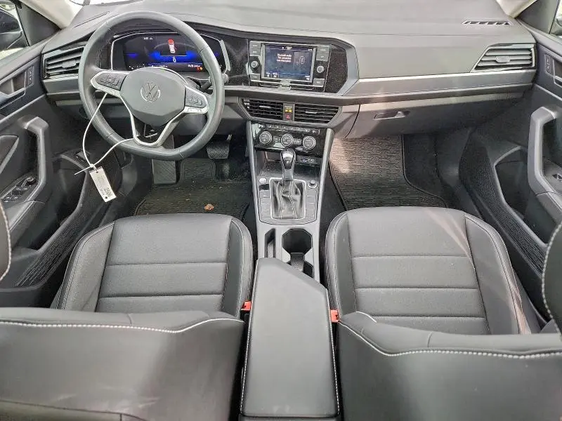 2024 VOLKSWAGEN JETTA SE  