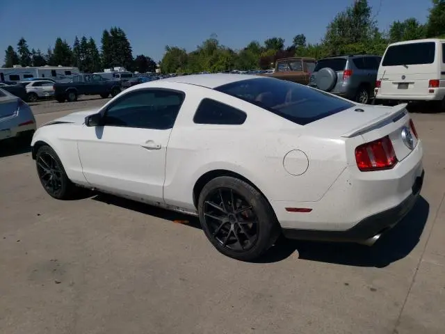 2011 FORD MUSTANG