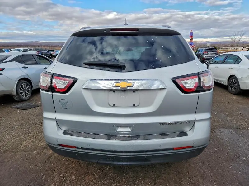 2014 CHEVROLET TRAVERSE LT  