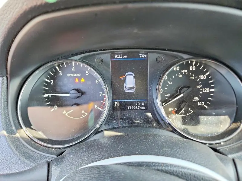 2018 NISSAN ROGUE S  