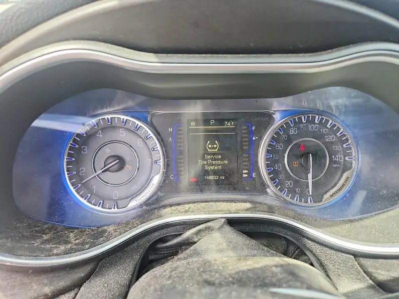 2016 CHRYSLER 200 LX  