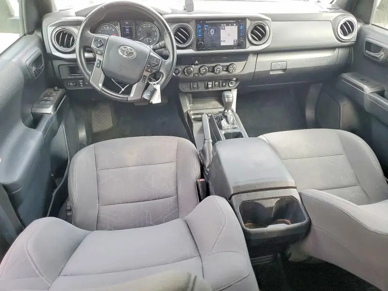 2019 TOYOTA TACCOMA   