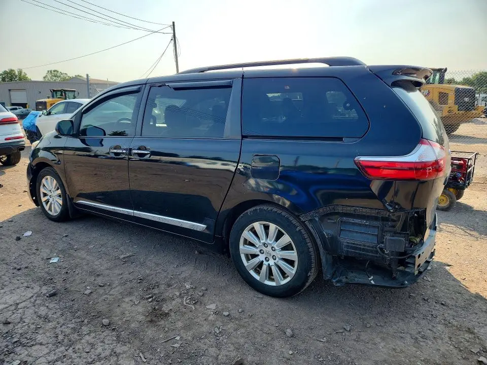 2017 TOYOTA SIENNA XLE 7-PASSENGER  