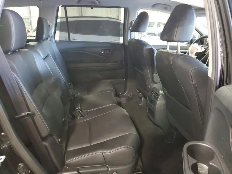 2022 HONDA PILOT SE  