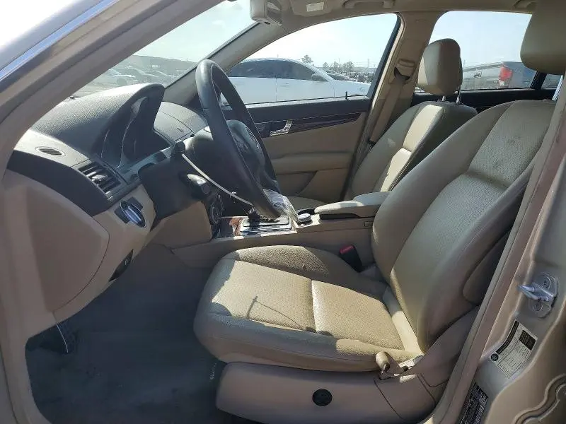 2011 MERCEDES-BENZ C 300  