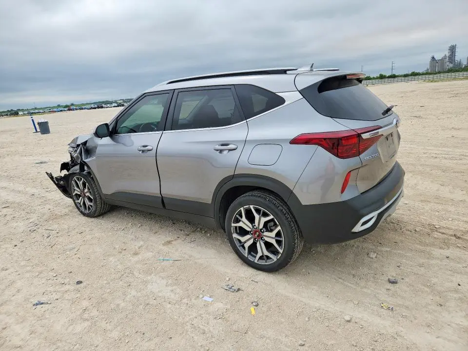 2021 KIA SELTOS S  