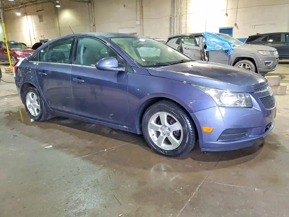 2013 CHEVROLET CRUZE LT  
