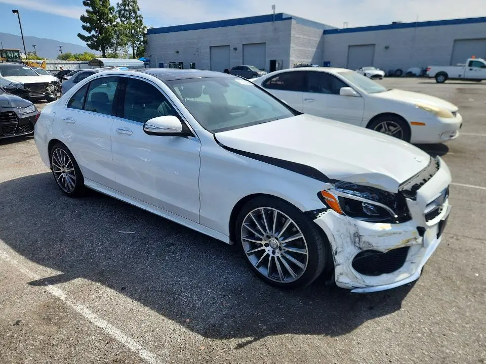 2015 MERCEDES-BENZ C 300  